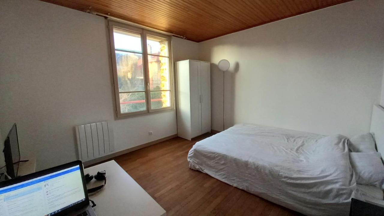 Super Appartement Au Centre Ville De Rosny Sous Bois Exterior photo