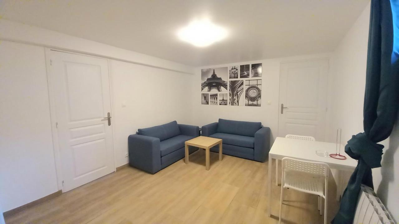 Super Appartement Au Centre Ville De Rosny Sous Bois Exterior photo