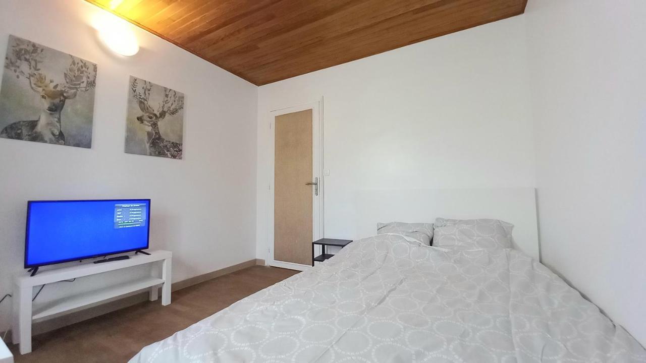 Super Appartement Au Centre Ville De Rosny Sous Bois Exterior photo