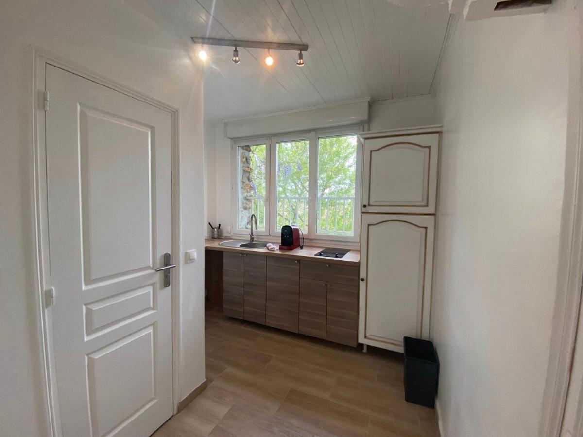 Super Appartement Au Centre Ville De Rosny Sous Bois Exterior photo